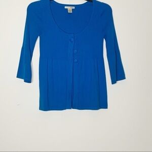 𝅺evie blue cardigan. 3/4 sleeves. Buttons. Size S